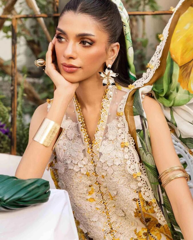 Maria B M Prints 25 Vol 2 | MPT-2606-A