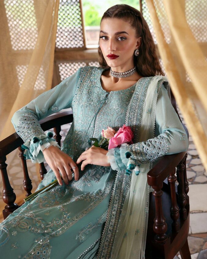 Parishay Jahanara Luxury Formals – JRA-02