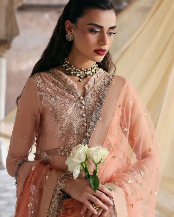 Parishay Jahanara Luxury Formals - JRA01
